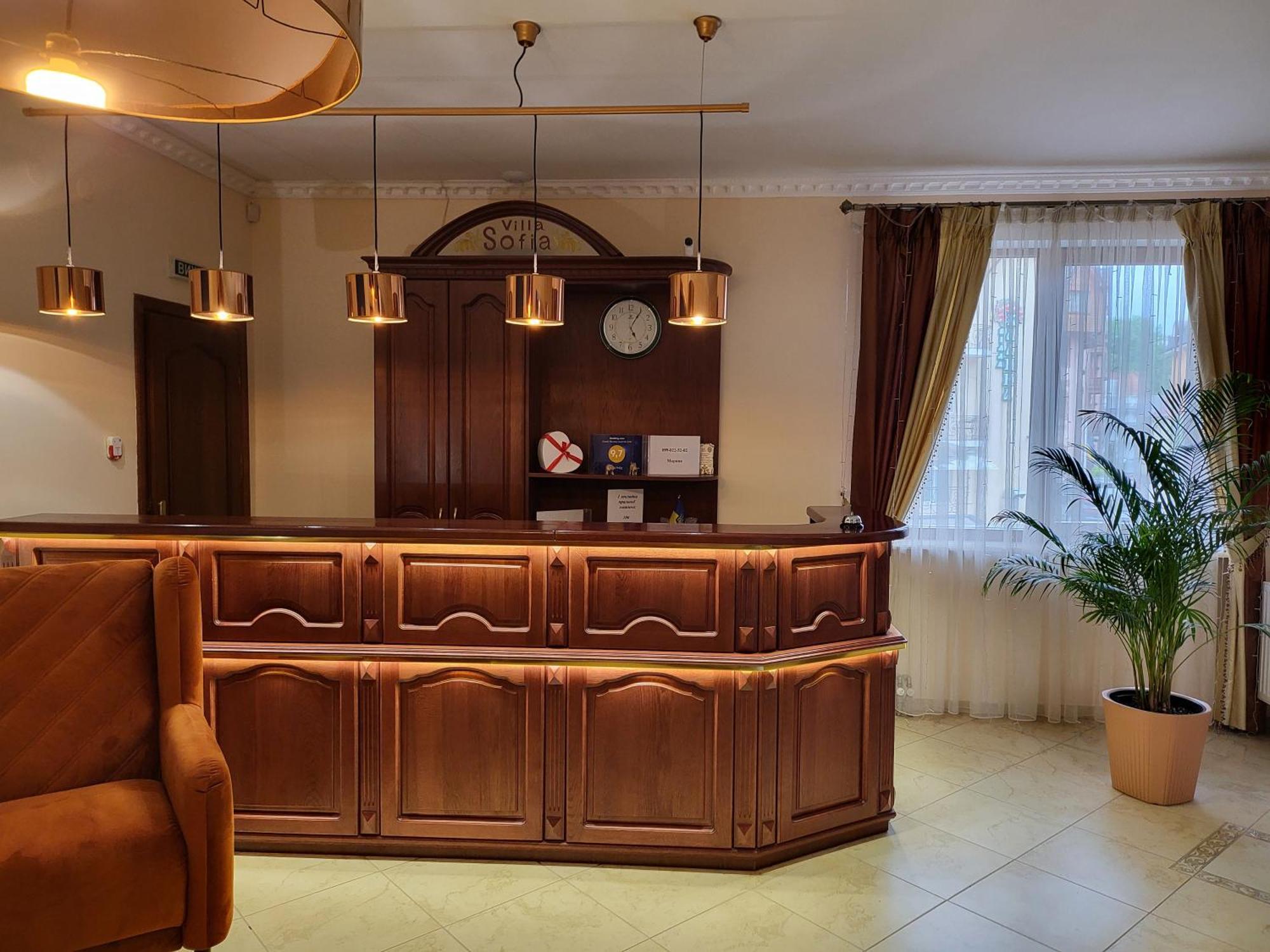 Hotel Villa Sofia ตรุสคาเวตส์ ภายนอก รูปภาพ